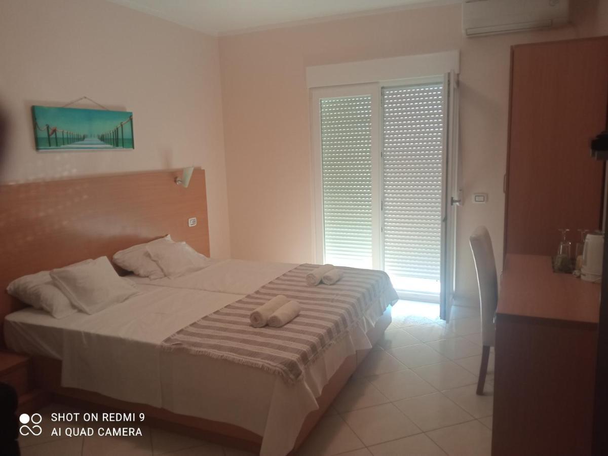 אוטייהא Apartmani Lux Sea מראה חיצוני תמונה