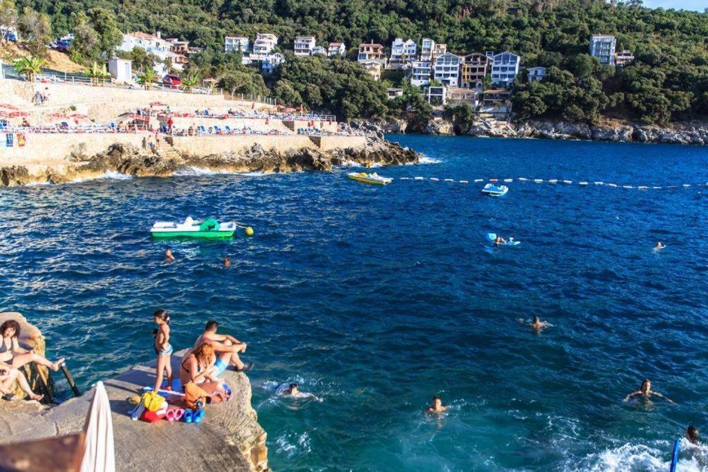 אוטייהא Apartmani Lux Sea מראה חיצוני תמונה