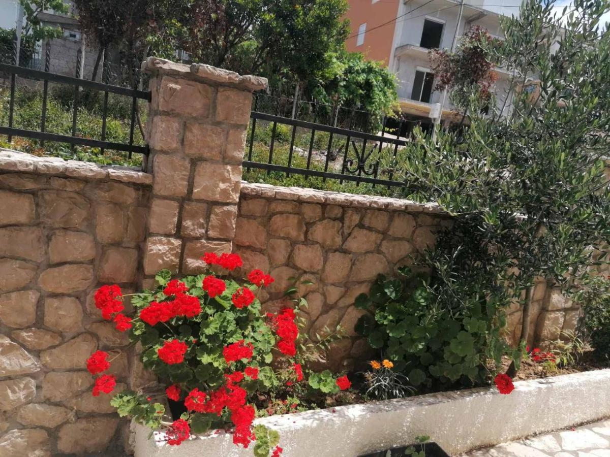 אוטייהא Apartmani Lux Sea מראה חיצוני תמונה