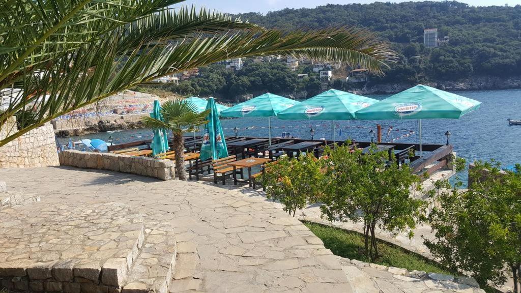 אוטייהא Apartmani Lux Sea מראה חיצוני תמונה