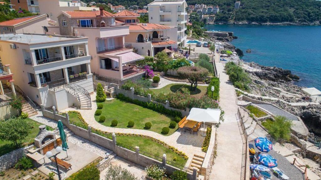 אוטייהא Apartmani Lux Sea מראה חיצוני תמונה